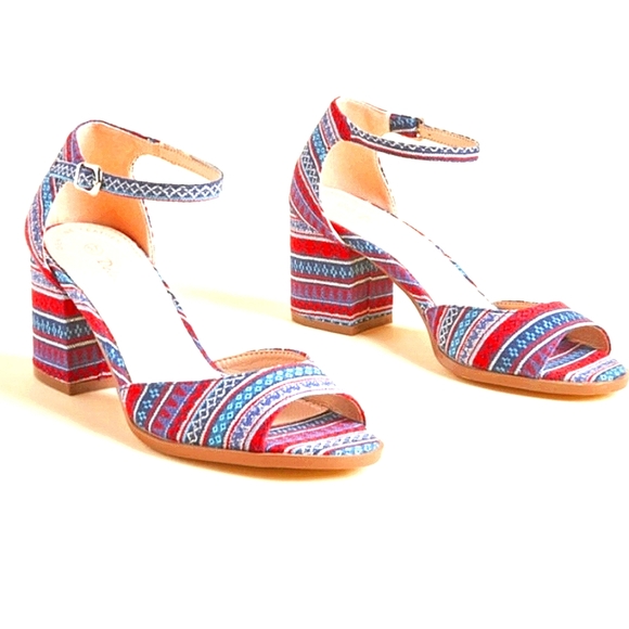 New Modcloth Vibrant Fabric Sandal/Heels - Picture 1 of 12